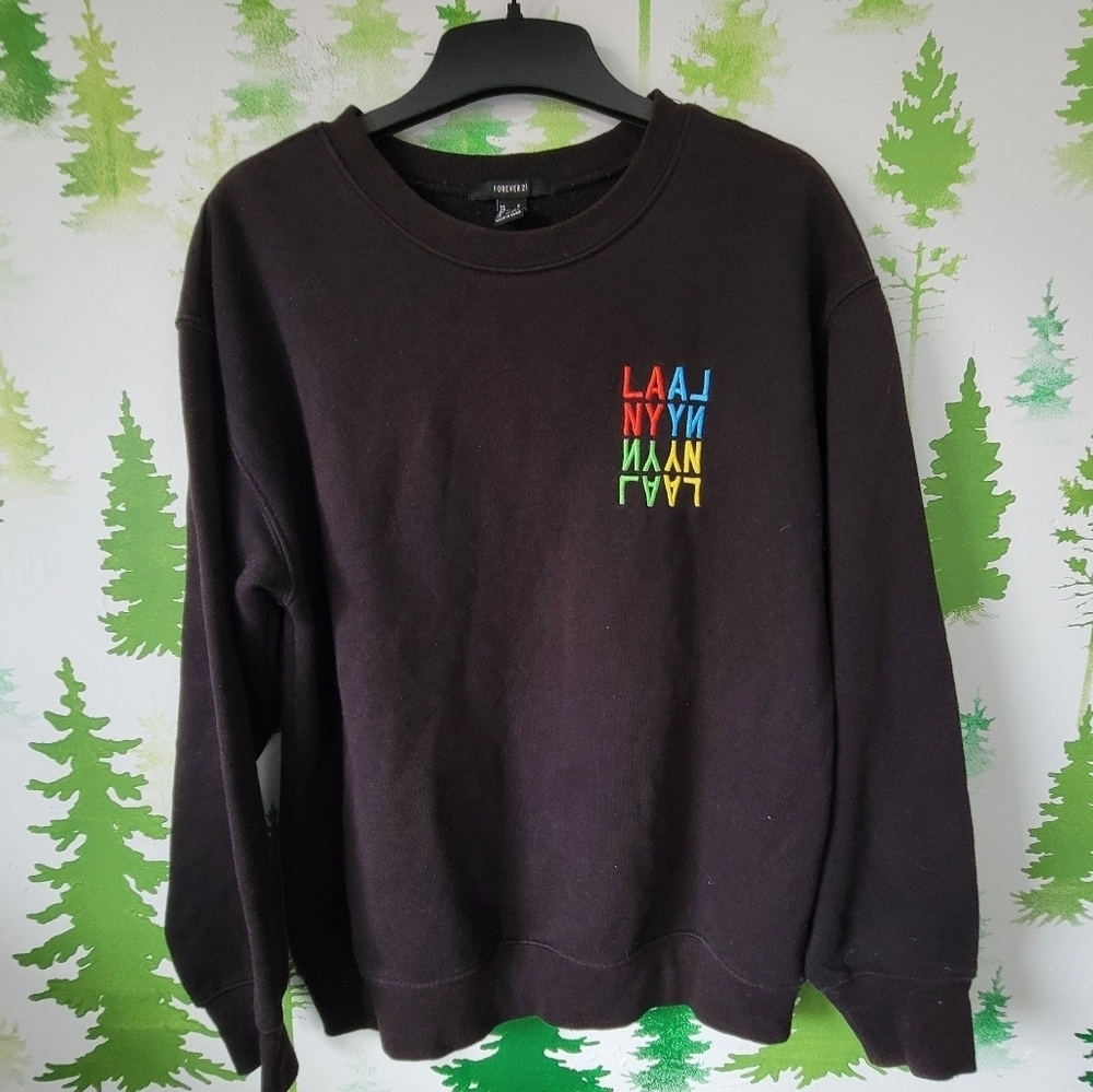 Forever 21 Pullover Sweater.